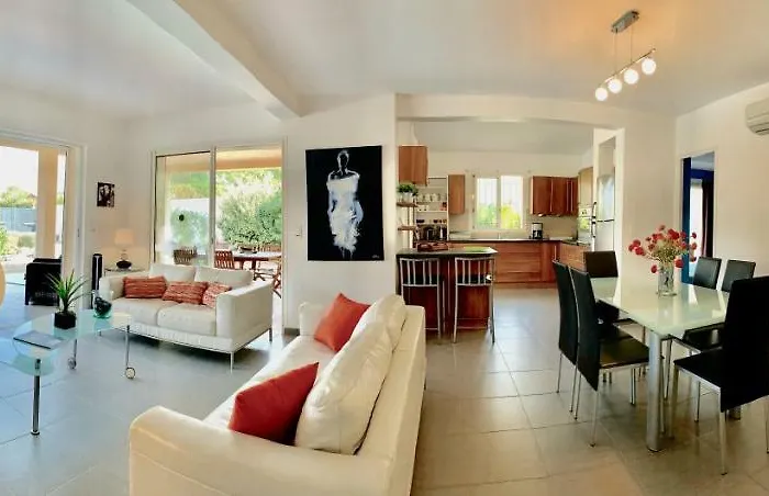 Casamirafio à Palombaggia Piscine Chauffée Et 8 à 9 Personnes Villa *