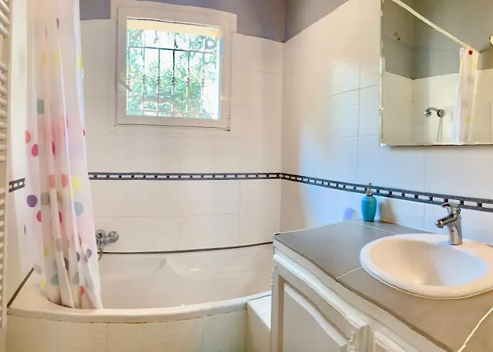 Casamirafio à Palombaggia Piscine Chauffée Et 8 à 9 Personnes Porto-Vecchio (Corsica)