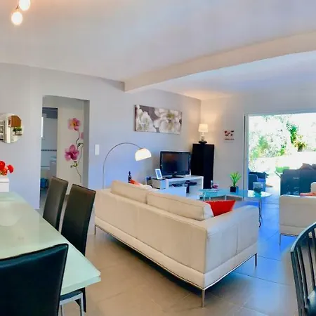 Casamirafio A Palombaggia Piscine Chauffee Et 8 A 9 Personnes *